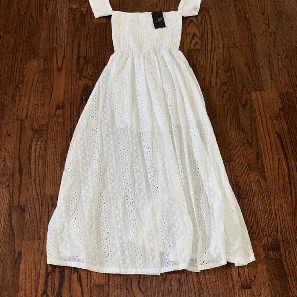 NWT J O A Just One Answer white eyelet ruched maxi dress XS built in short - Picture 2 of 14